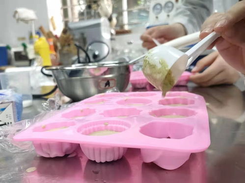 重阳菊花糕的简易制作交流会 记20级食品科学与工程一班团支部科技文化节